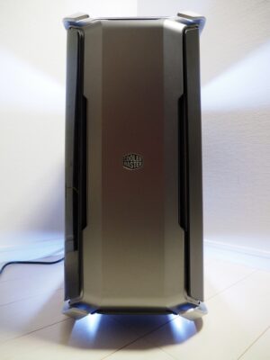 Cooler Master Cosmos C700P Black Edition デザイン